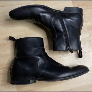 Hugo Boss Size 7 UK/ 9 NA